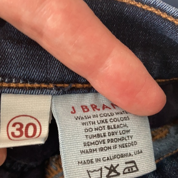 J.BRAND SUPER SKINNY jeans. - Picture 5 of 5